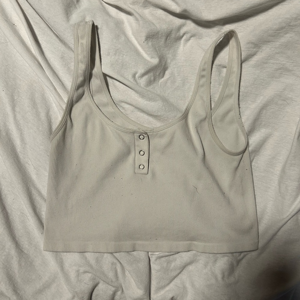 White Tank with buttons Cropped, Medium